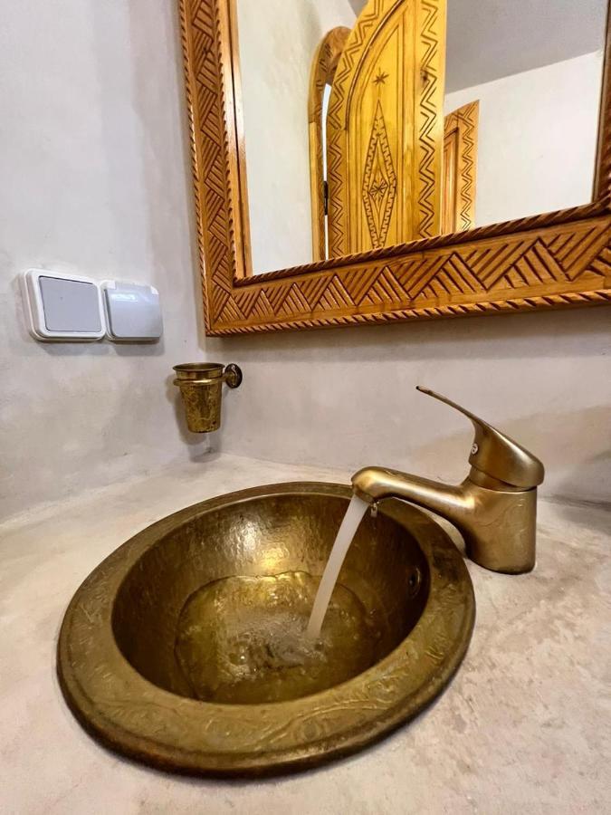 Riad Dar El Hania Hotel Essaouira Exterior photo