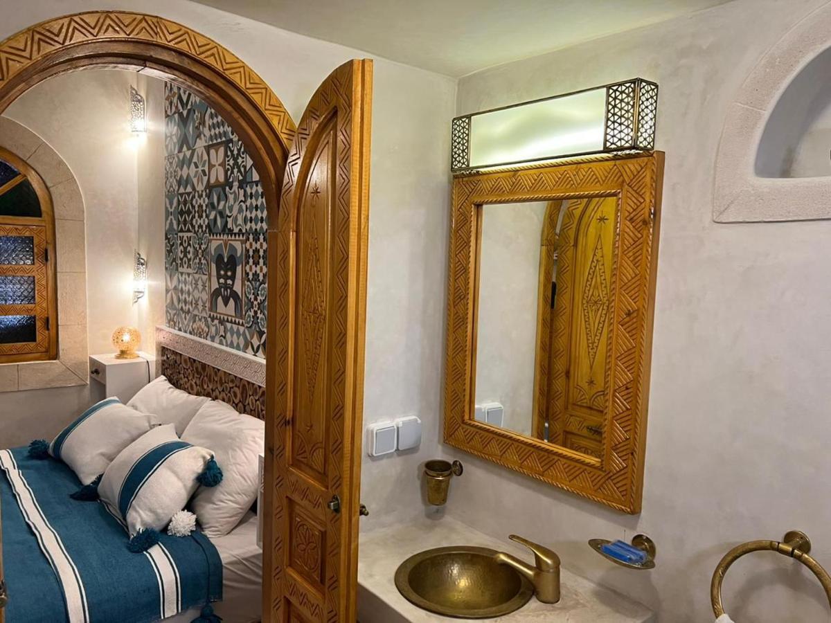 Riad Dar El Hania Hotel Essaouira Exterior photo